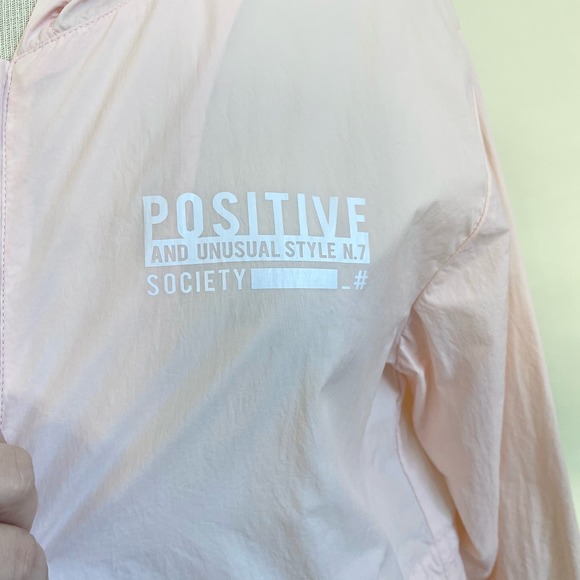 Soie pink lightweight windbreaker S/M - Picture 2 of 11